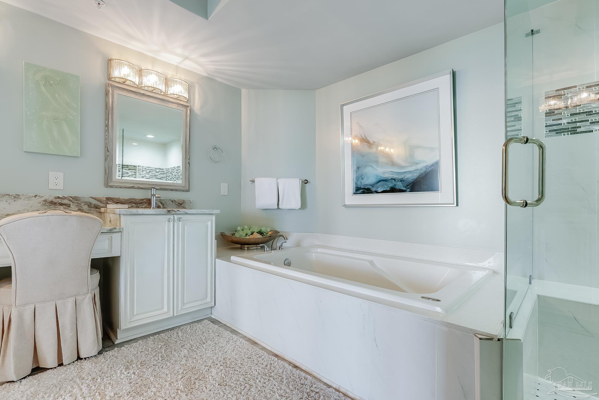 15200 Emerald Coast Pkwy # 407