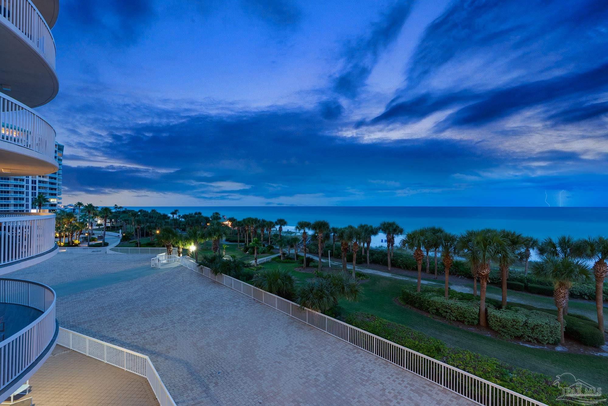 15200 Emerald Coast Pkwy # 407