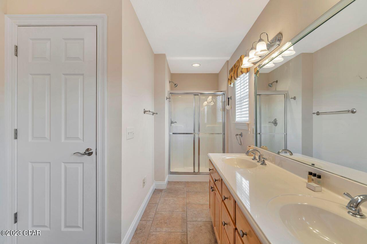 6646 Harbour Boulevard