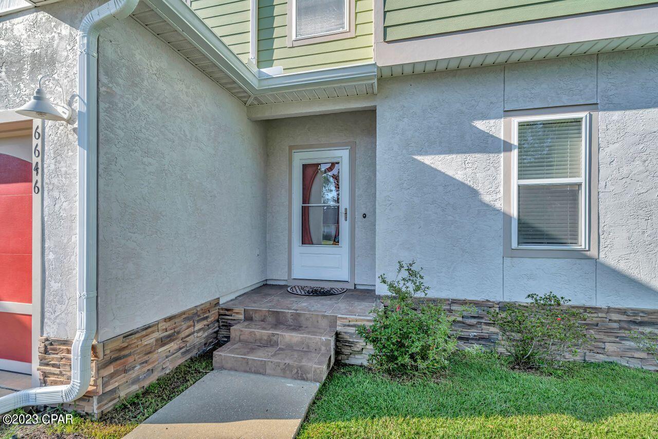 6646 Harbour Boulevard