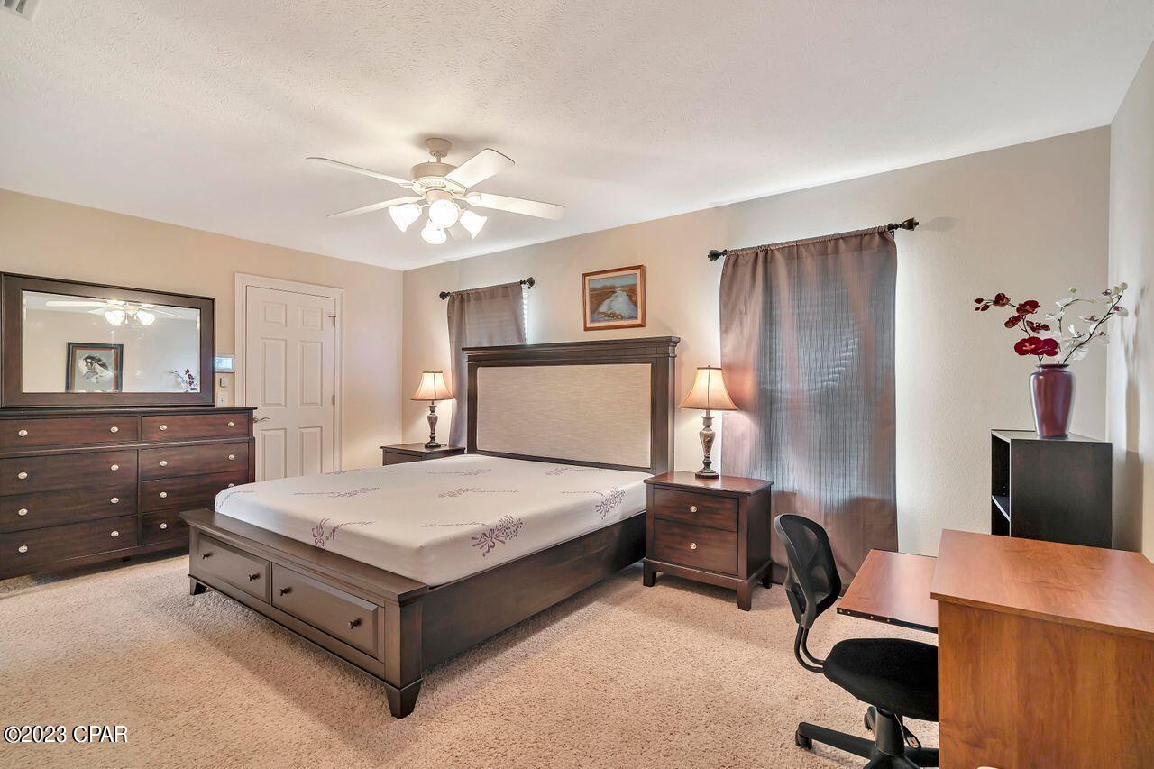 6646 Harbour Boulevard