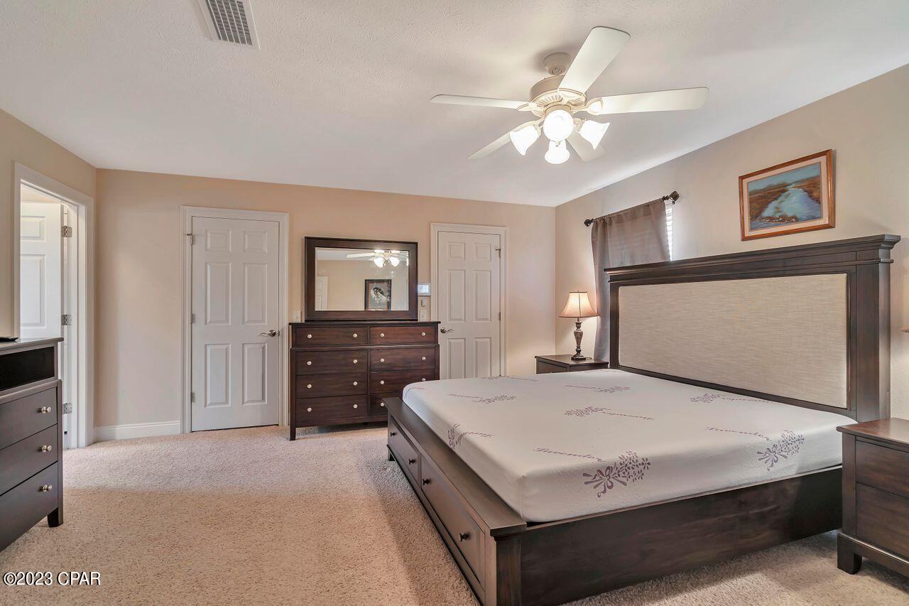 6646 Harbour Boulevard