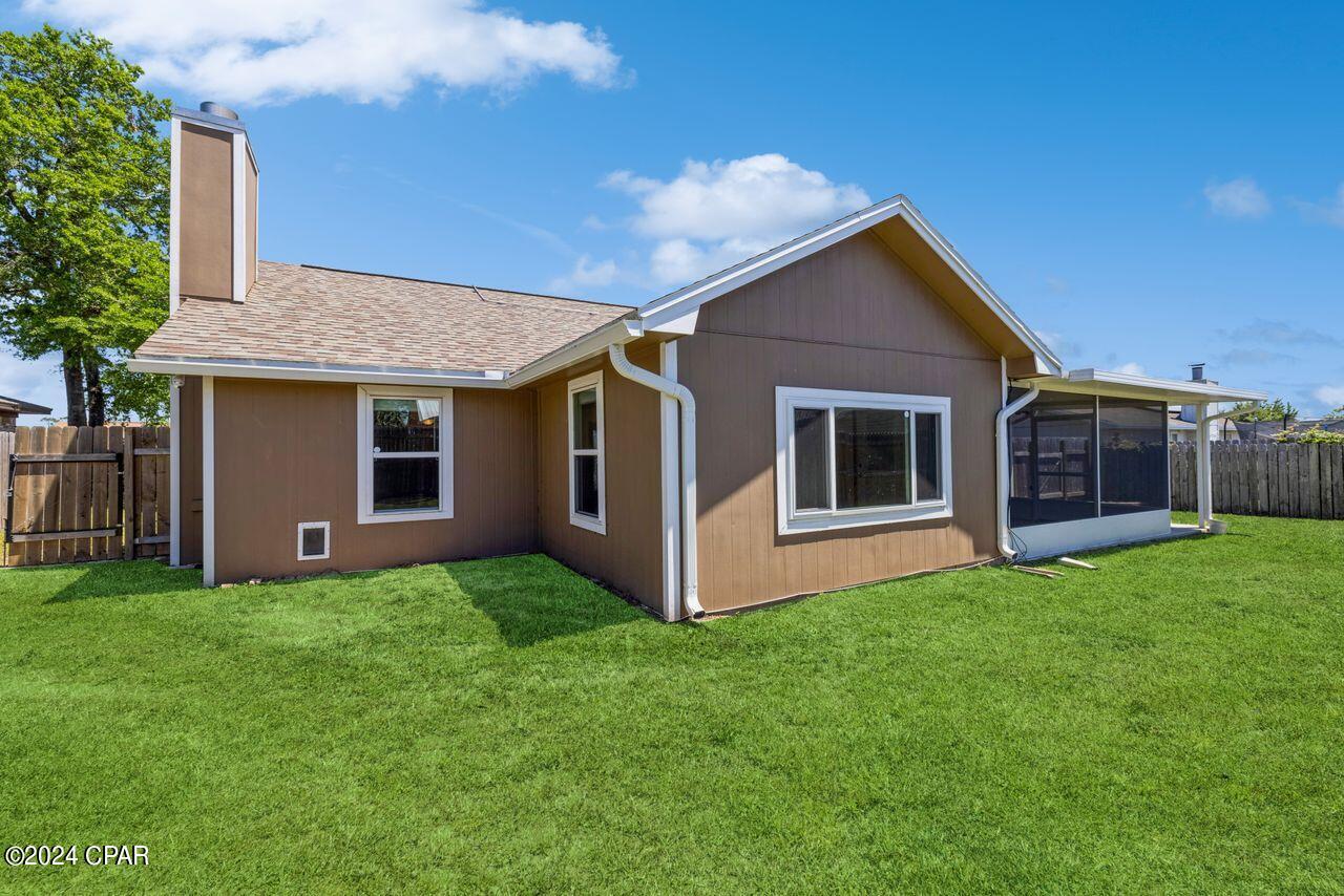 7711 Shadow Bay Drive