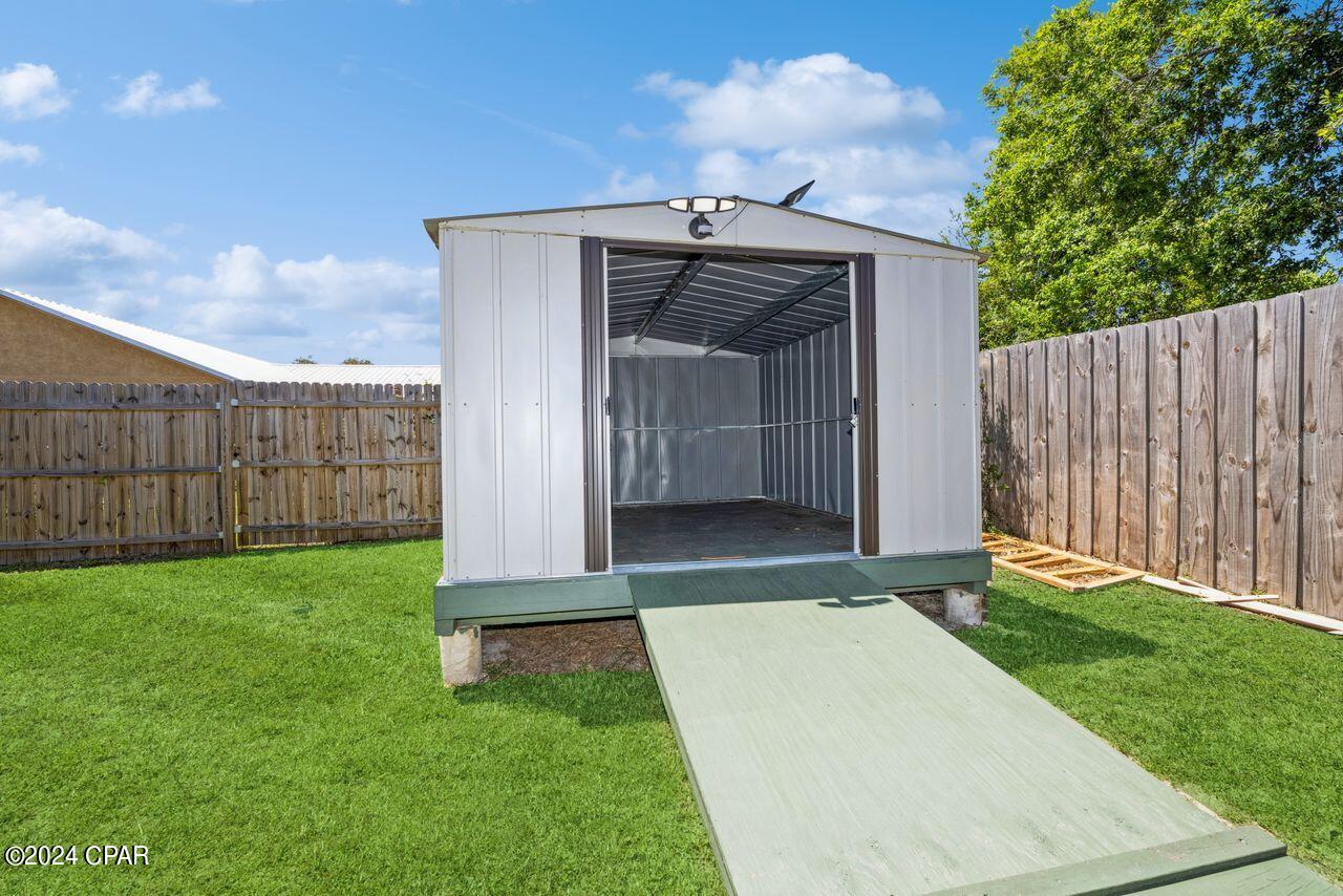 7711 Shadow Bay Drive