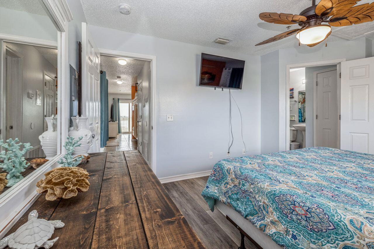 8436 Gulf Boulevard, UNIT 232