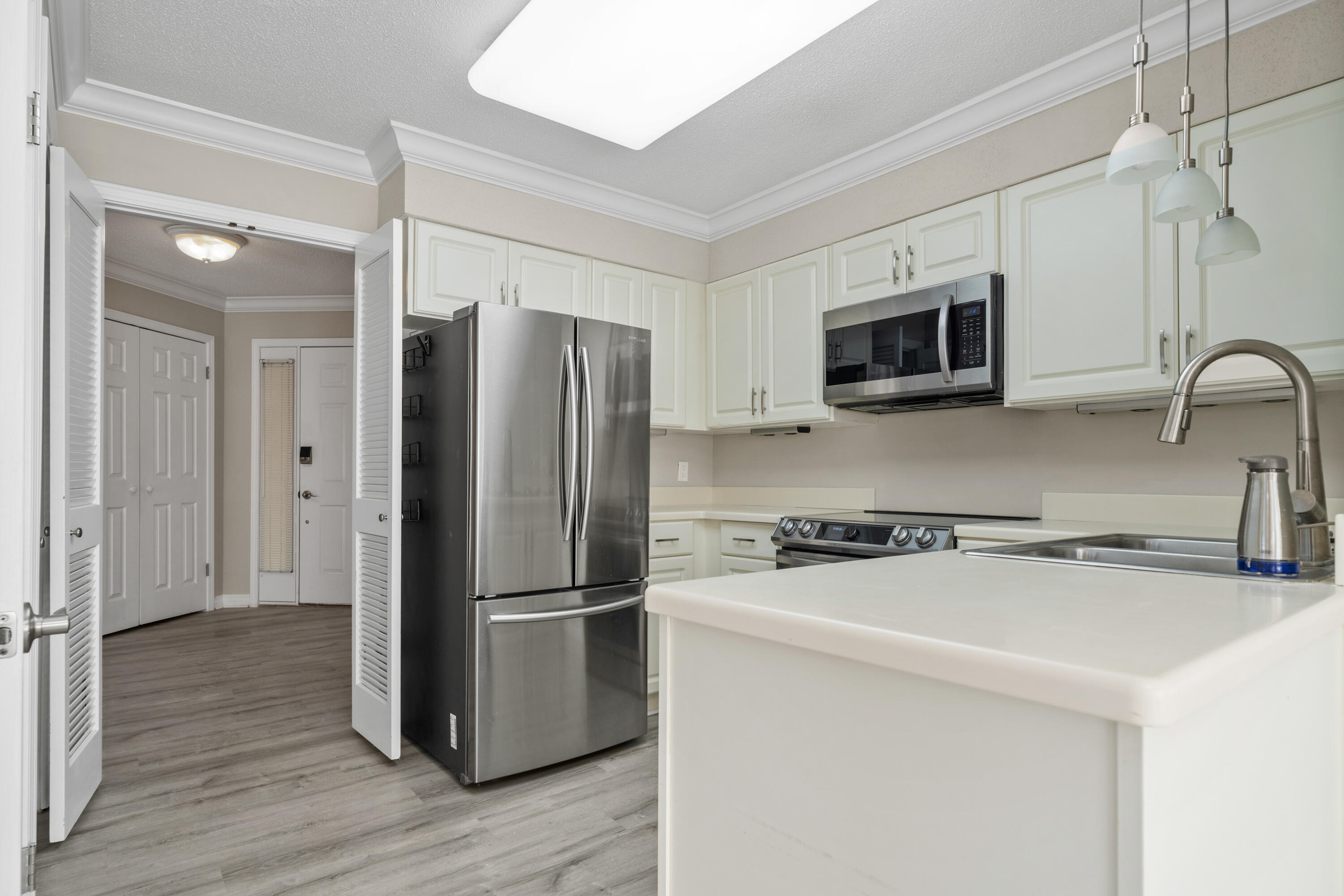 47 Marina Cove Drive, UNIT 305