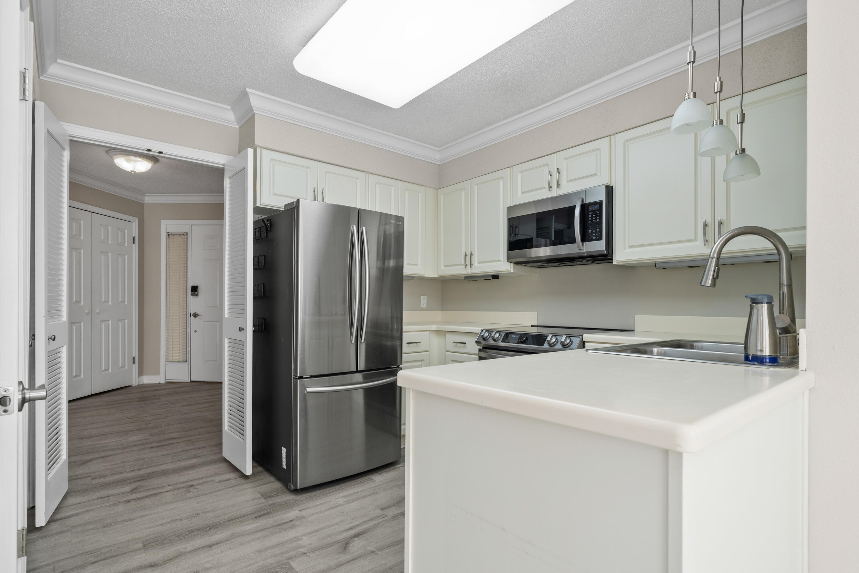 47 Marina Cove Drive, UNIT 305