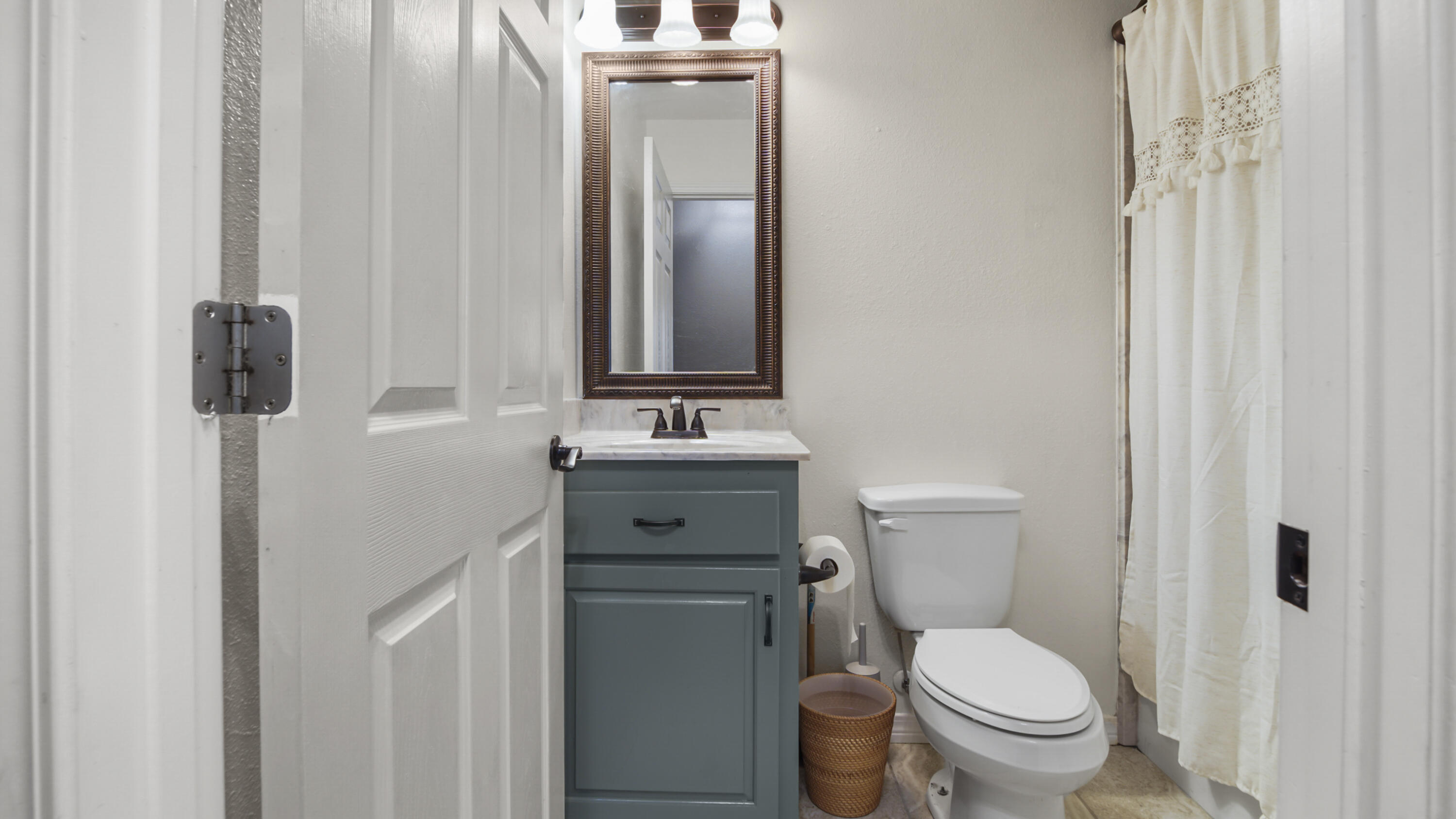 199 W Italian Avenue, DeFuniak Springs