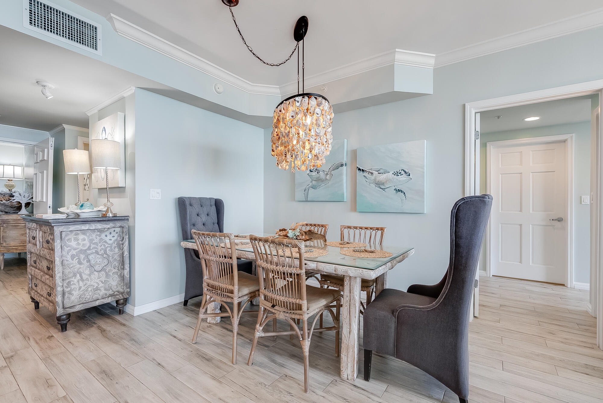 15200 Emerald Coast Parkway, 407