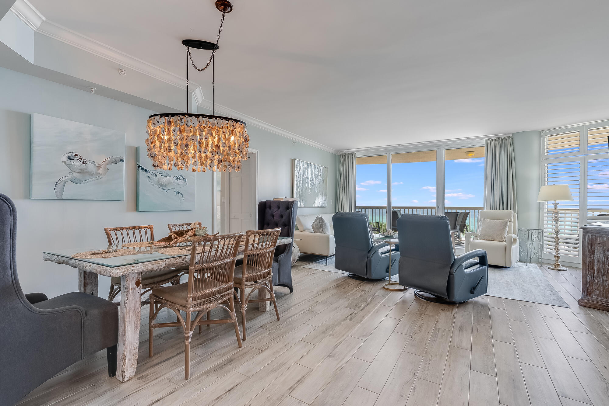 15200 Emerald Coast Parkway, 407
