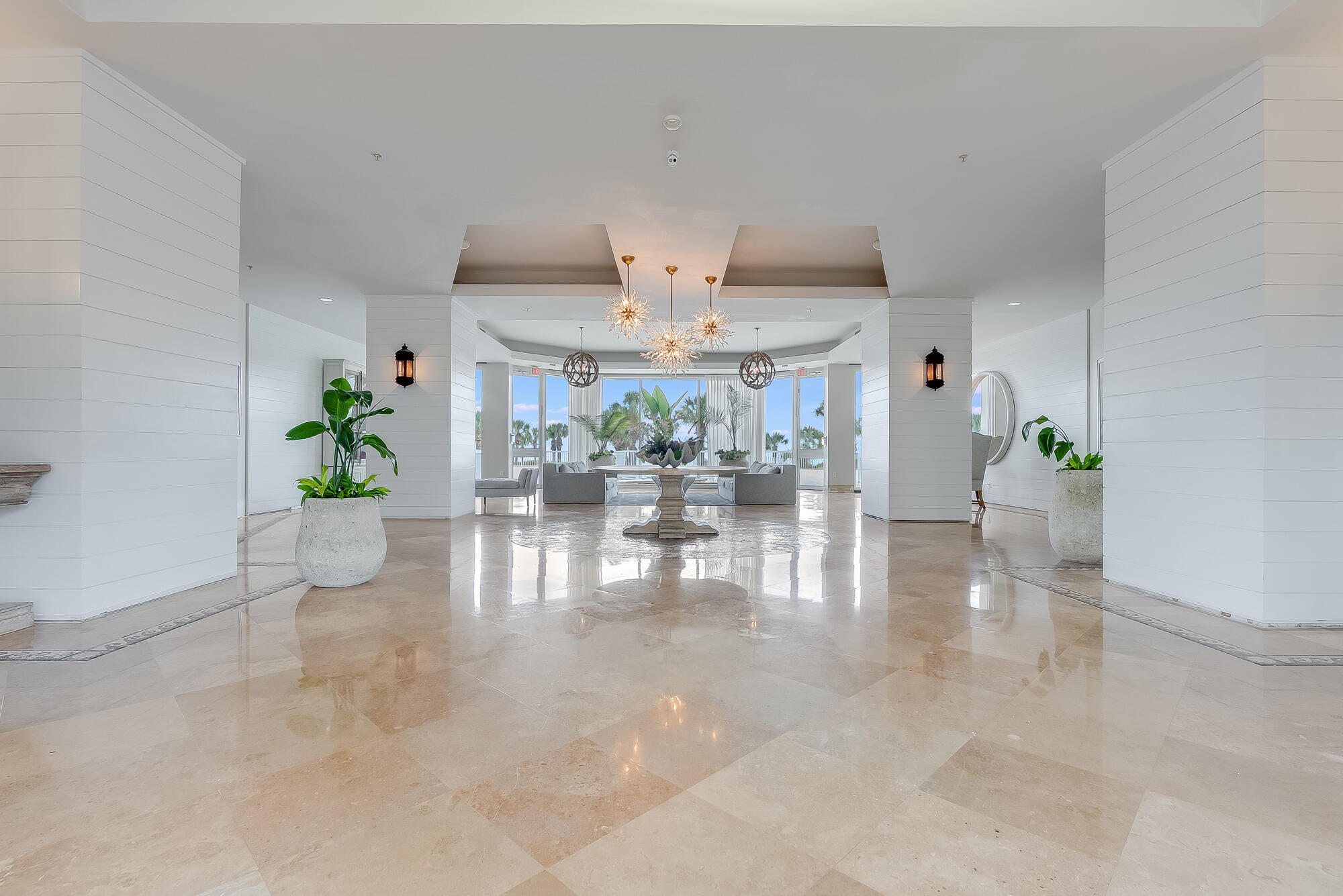 15200 Emerald Coast Parkway, 407