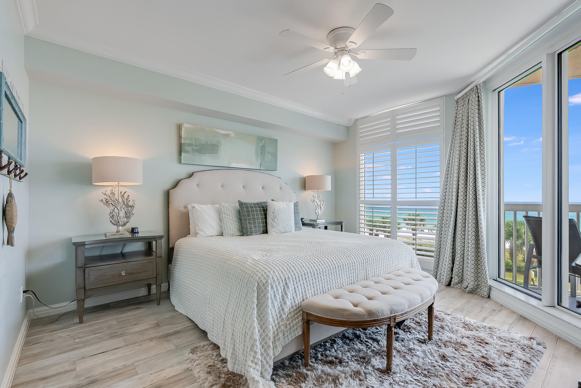 15200 Emerald Coast Parkway, 407