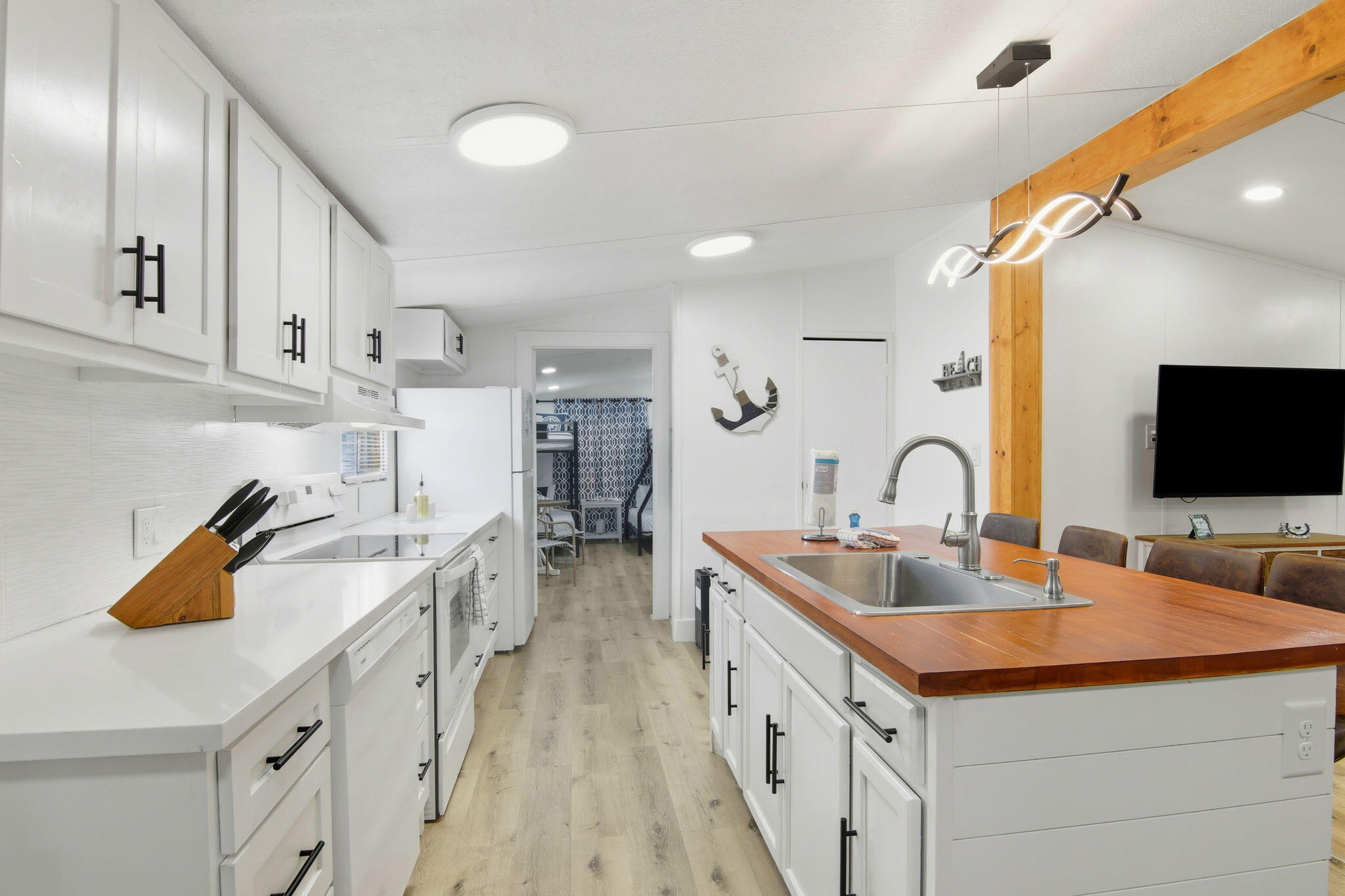 6523 Sunrise Drive