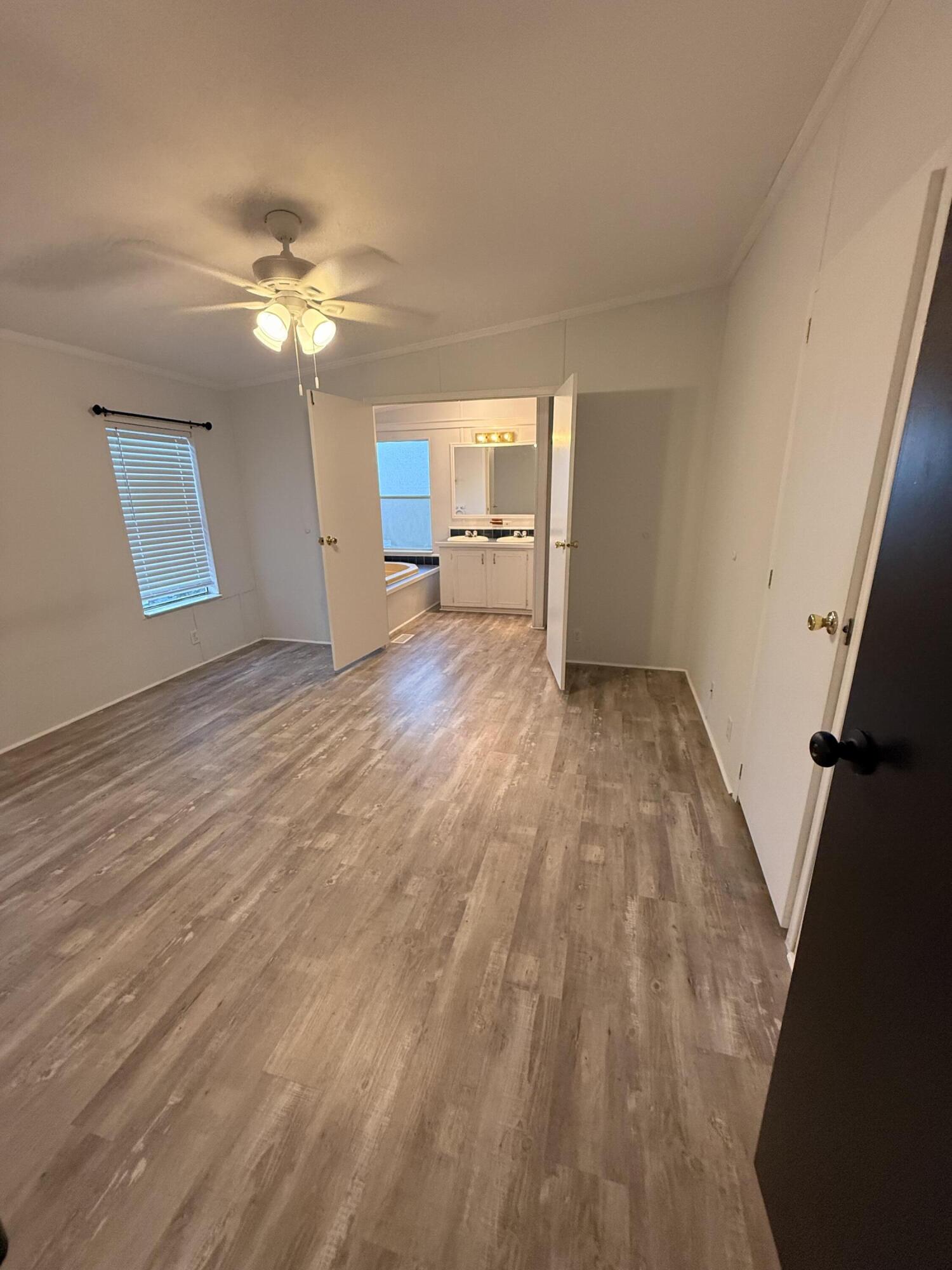 300 Ridgewood Avenue