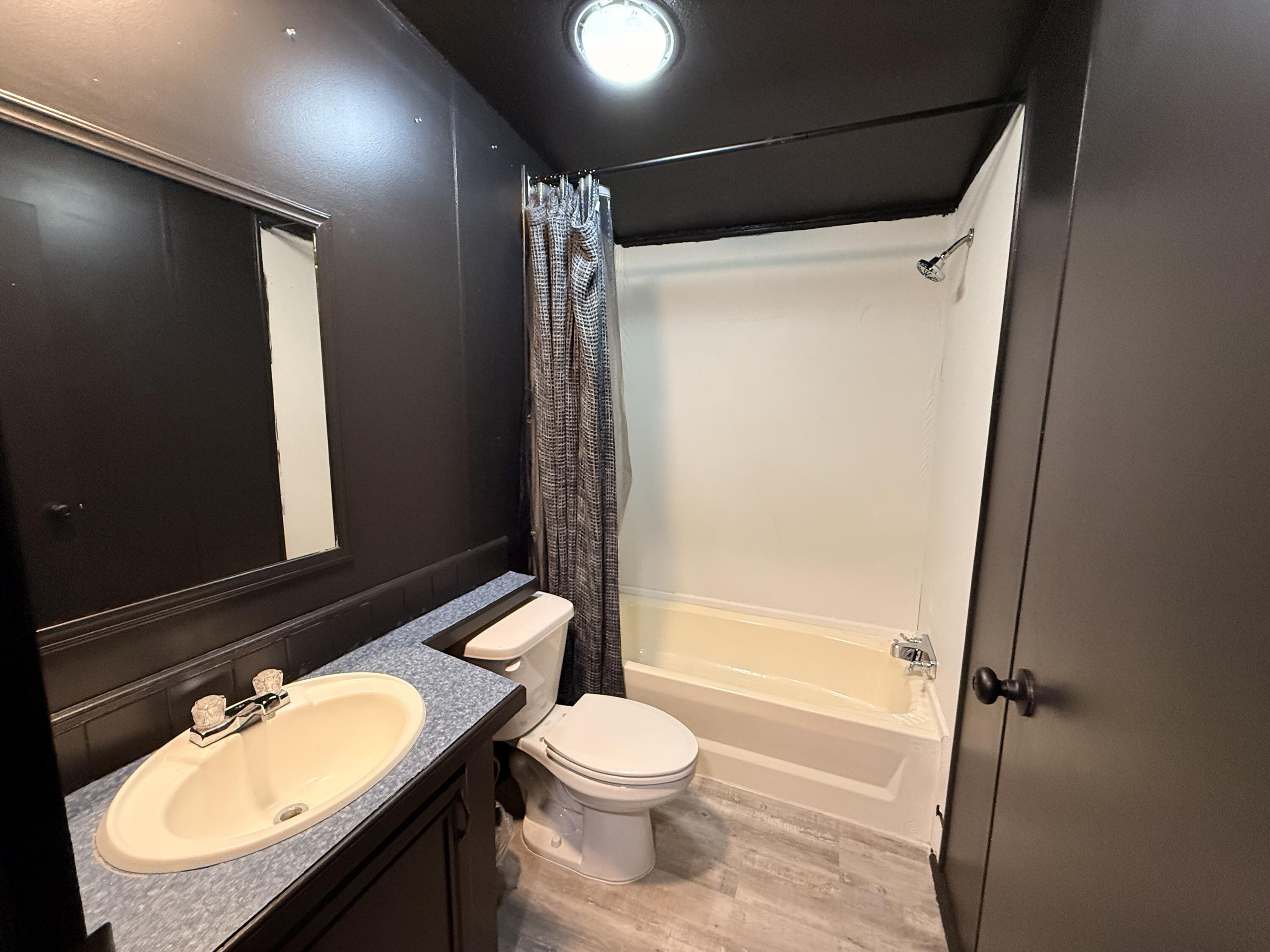 300 Ridgewood Avenue