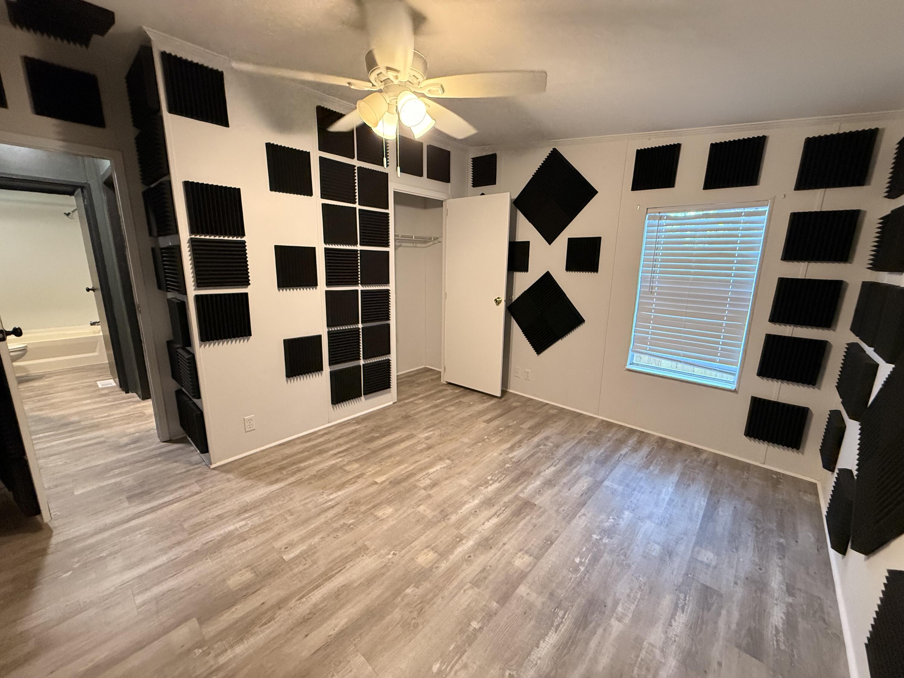 300 Ridgewood Avenue