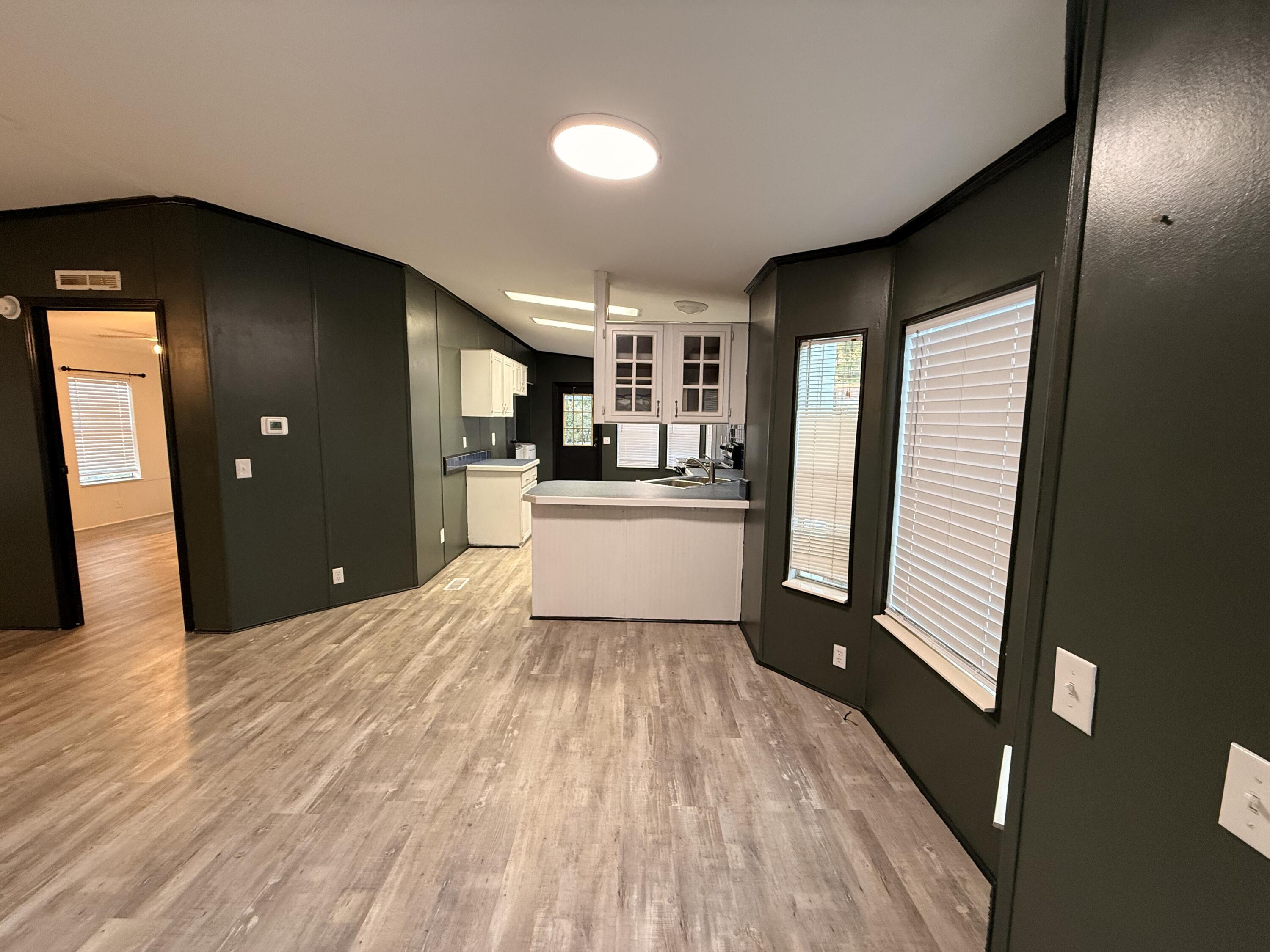 300 Ridgewood Avenue