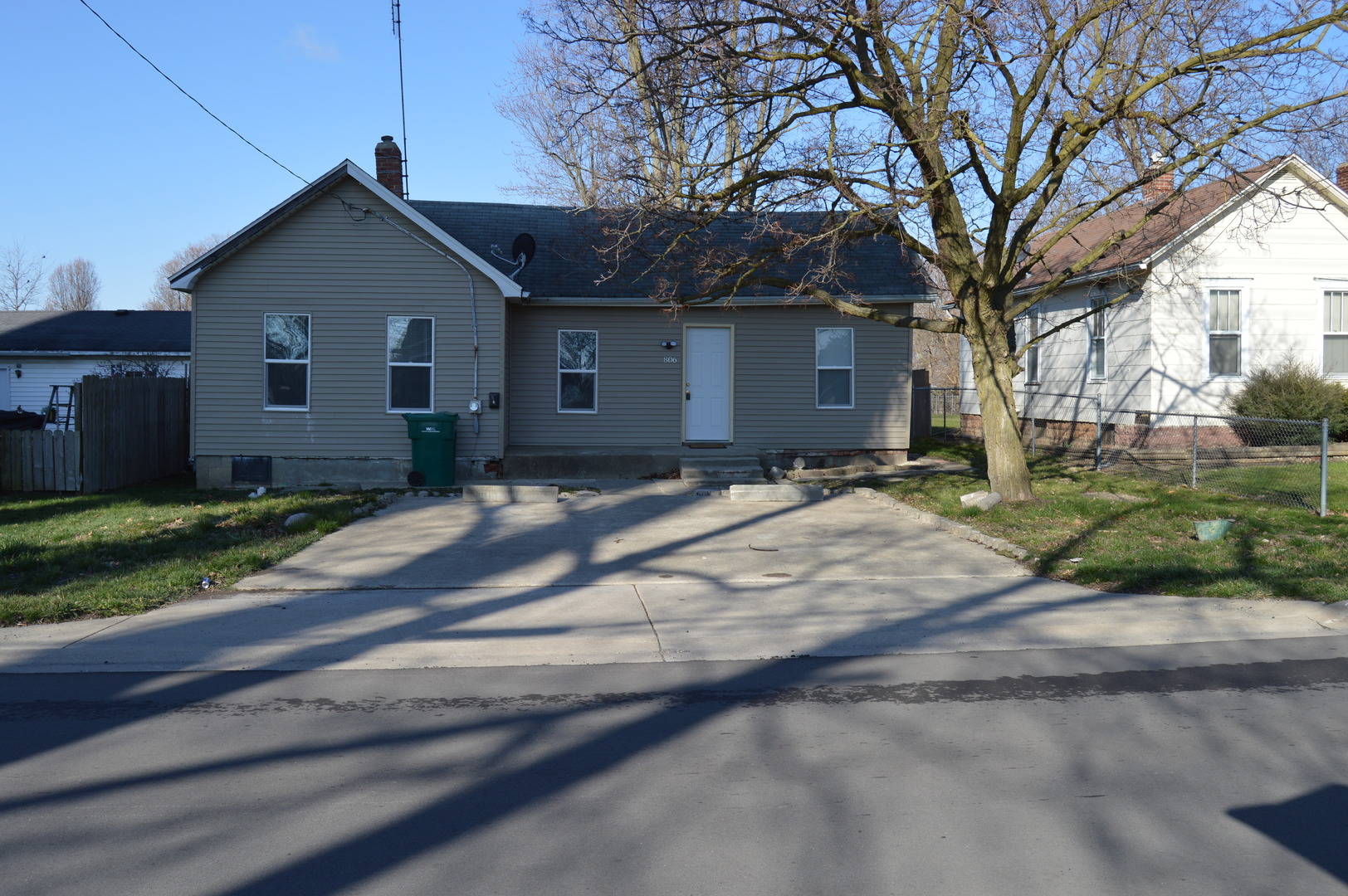 806 N Otter Creek Road