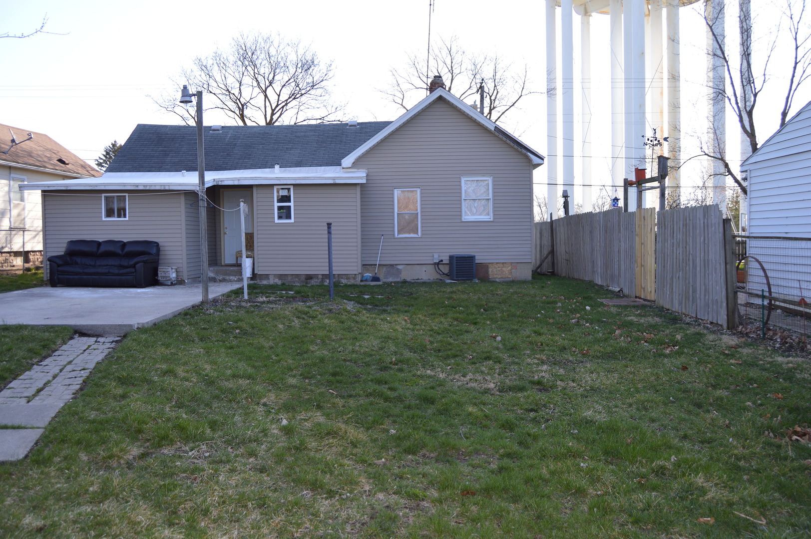 806 N Otter Creek Road