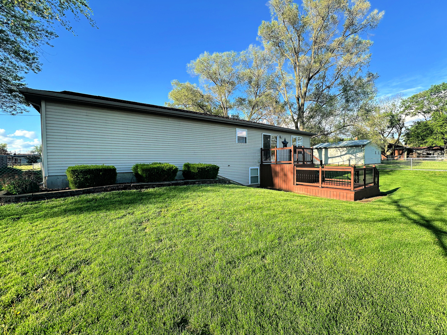 801 Laura Avenue
