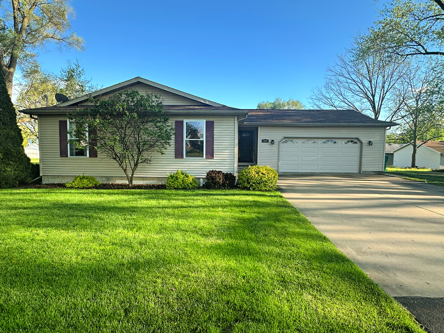 801 Laura Avenue