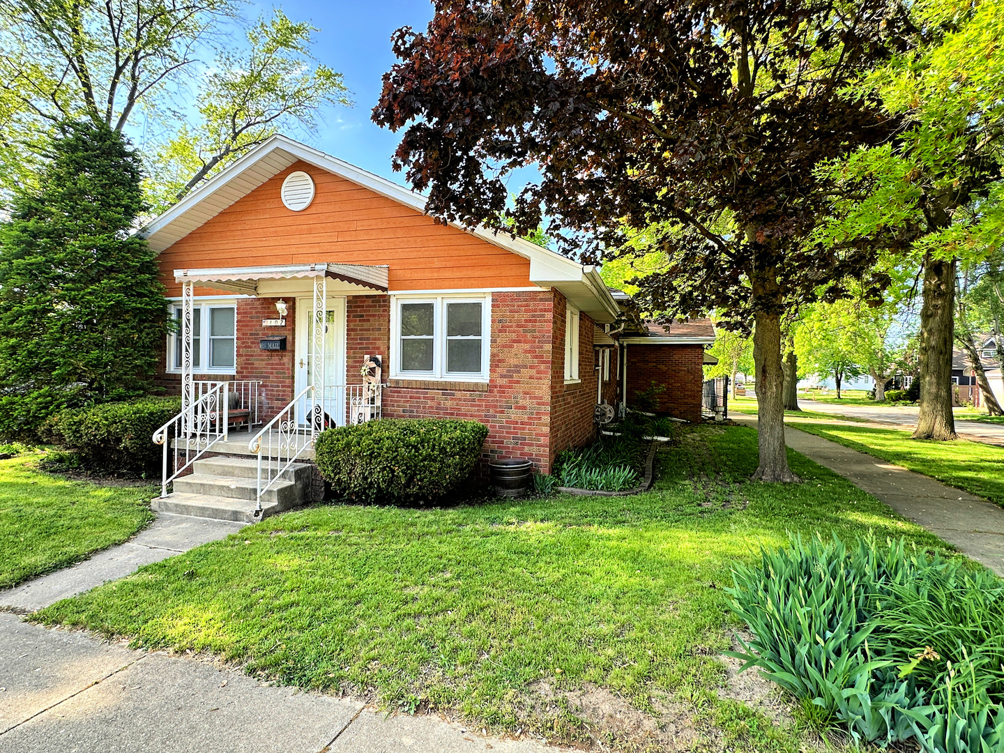 402 W Morrell Street