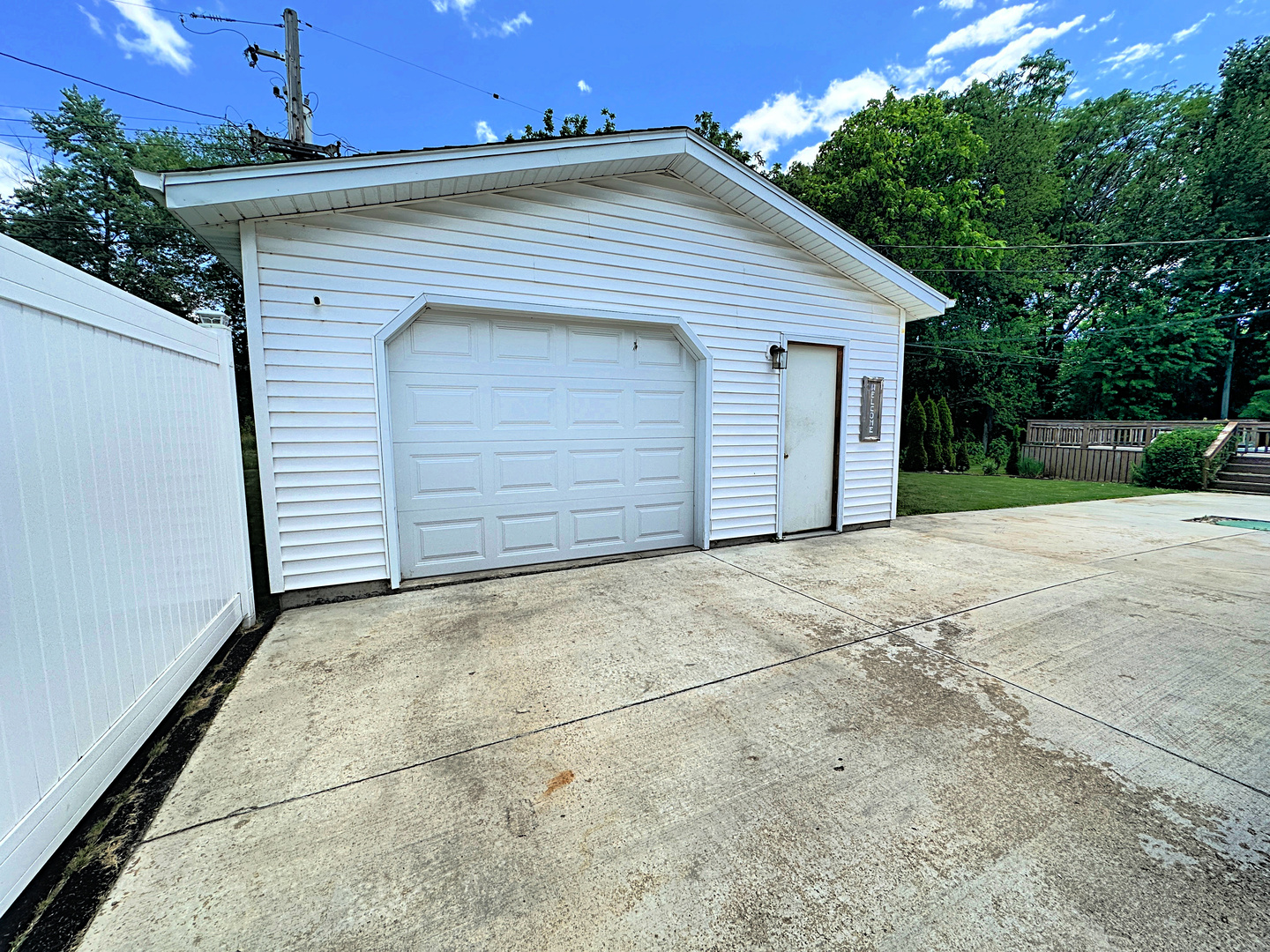 4 Hilltop Drive