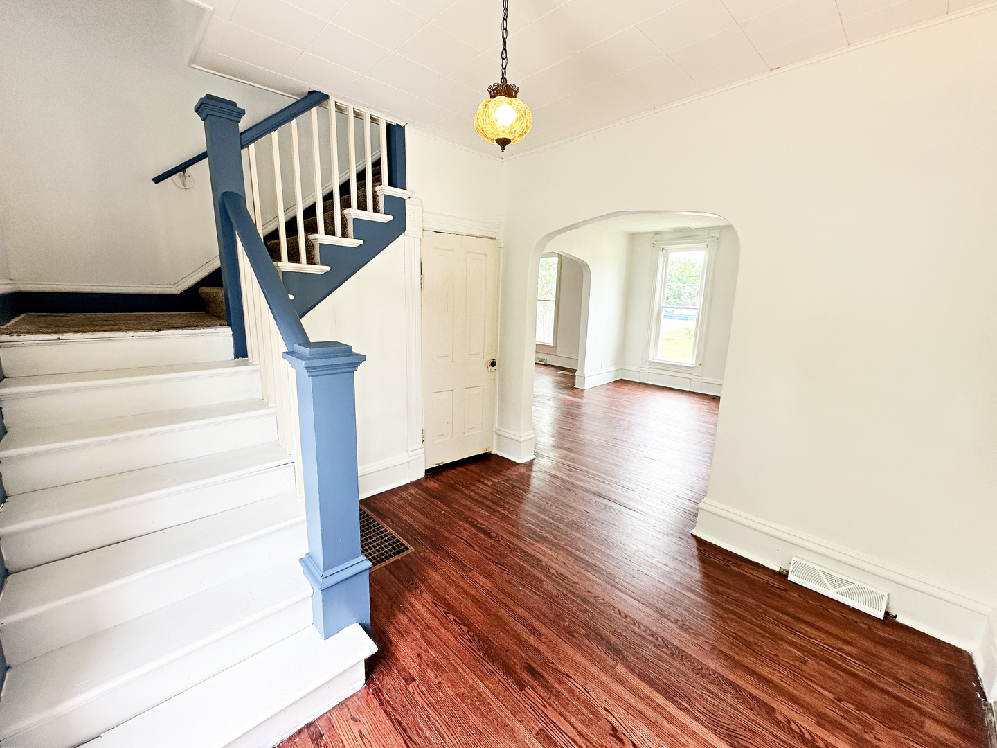 207 Cottage Street