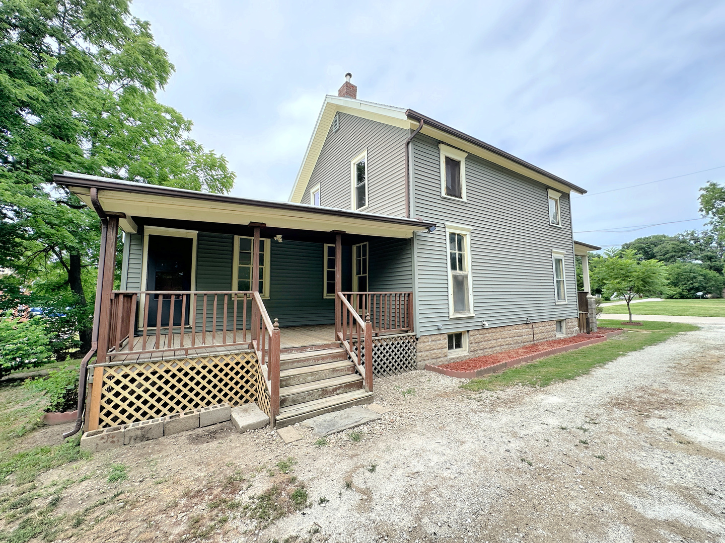 207 Cottage Street