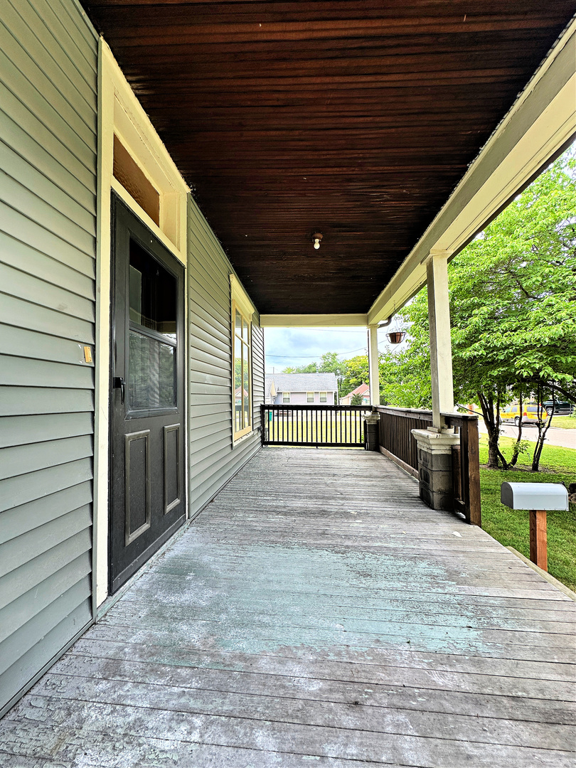 207 Cottage Street
