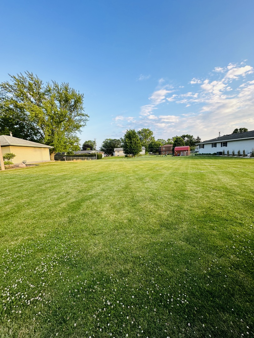 Lot 1 E 1st Street