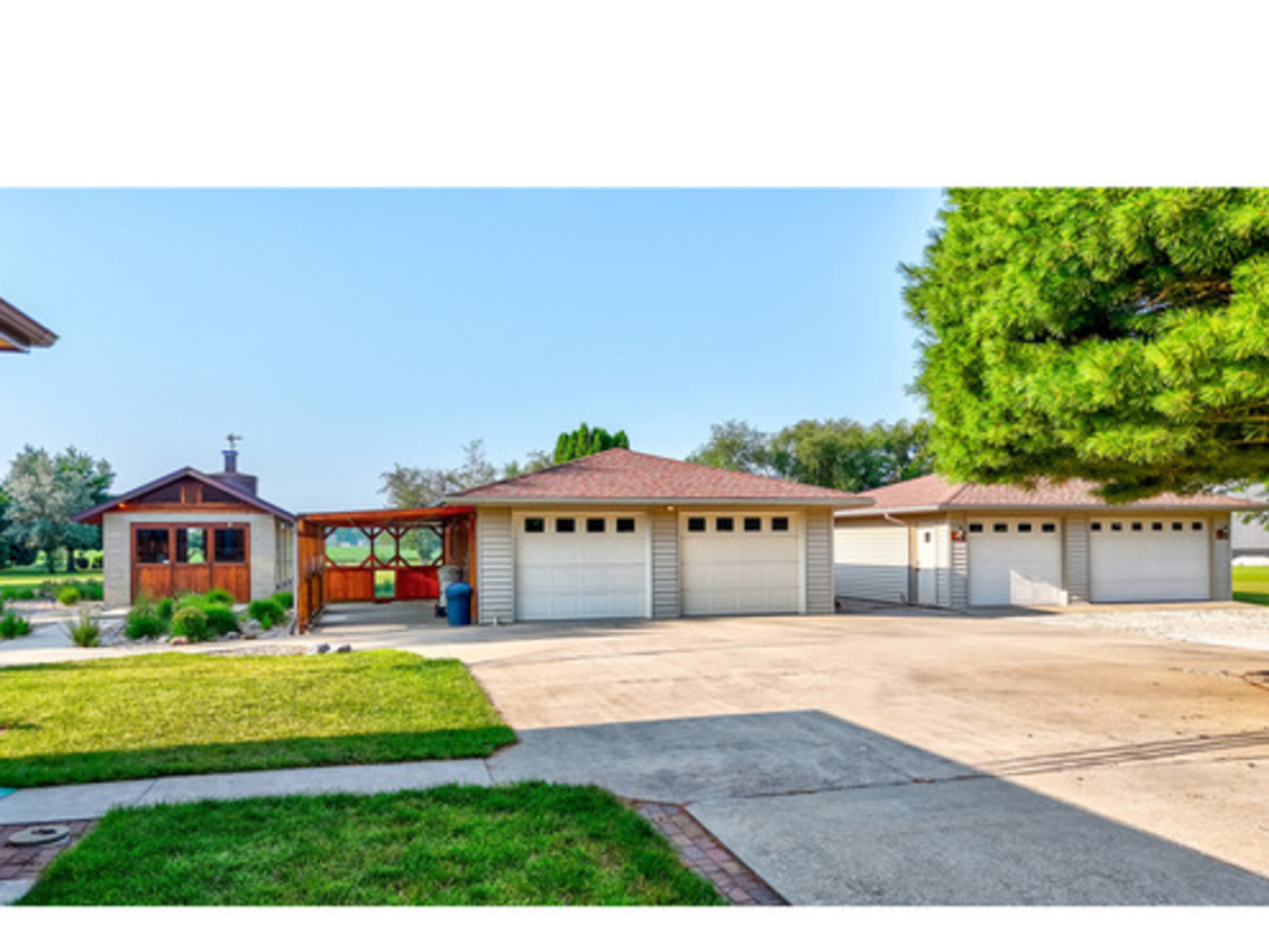 7346 E 3000 North Road