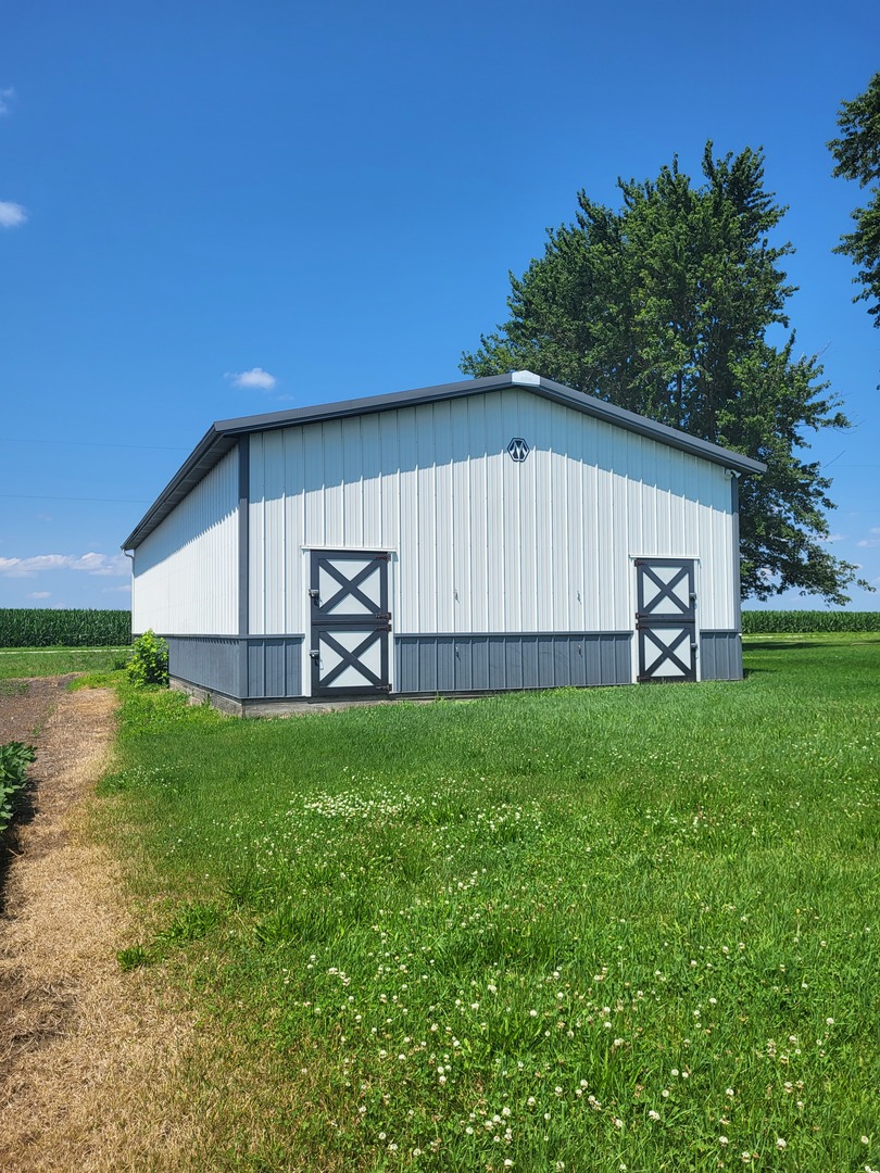 754 N 14th Road