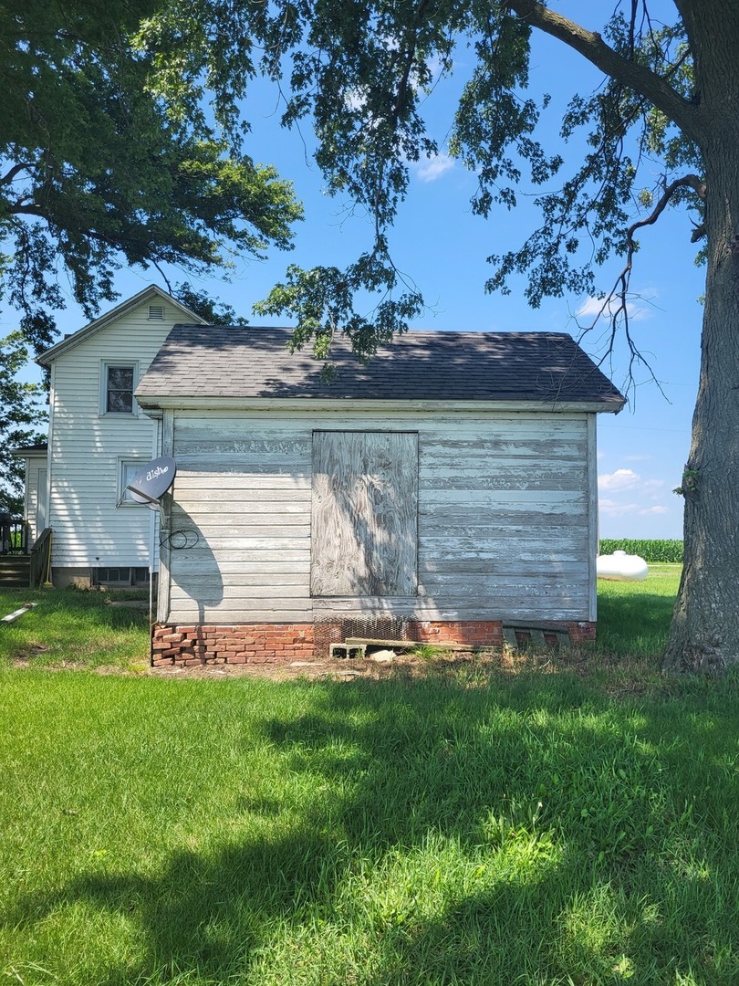 754 N 14th Road