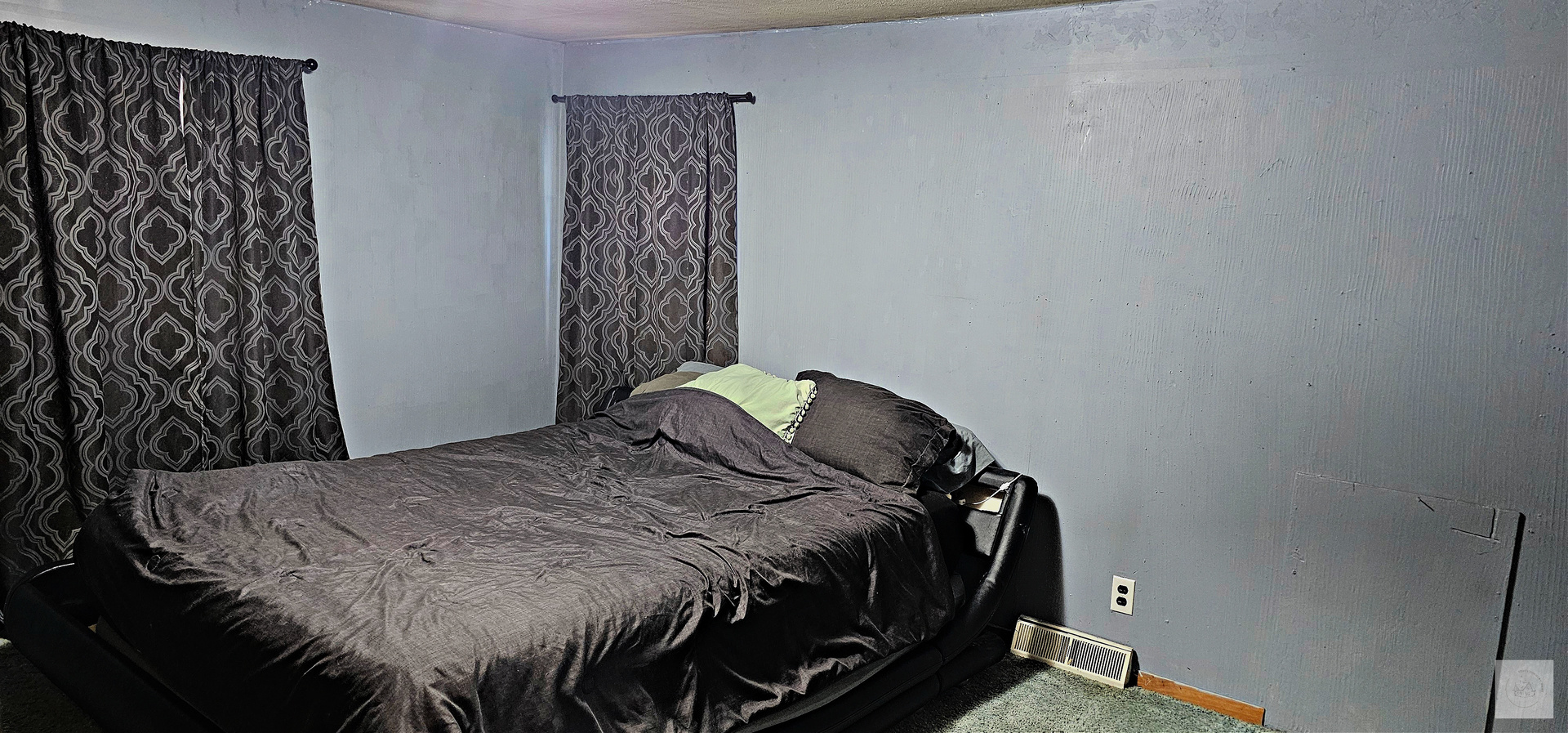 415 W 4th Street