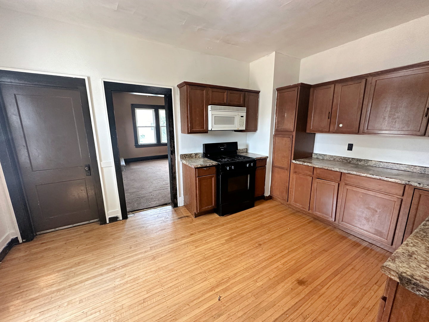 904 9th Street
