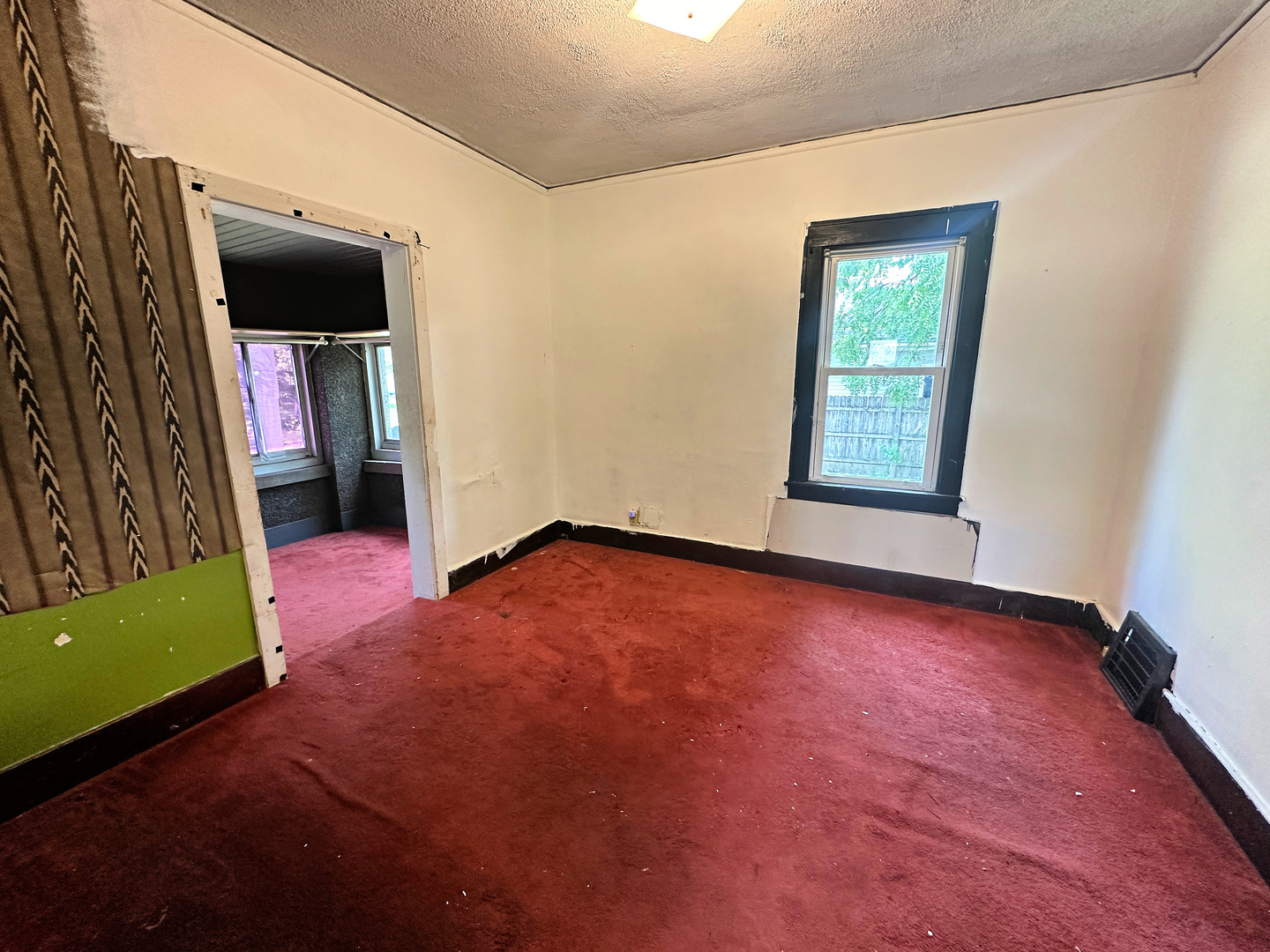 904 9th Street