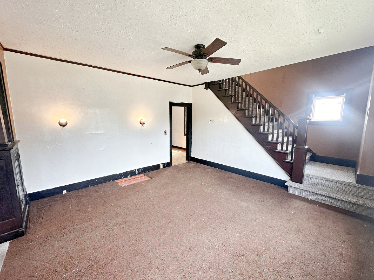 904 9th Street