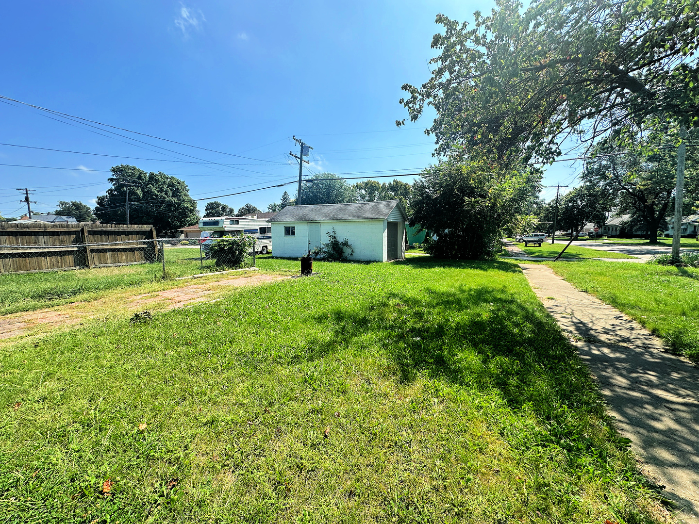 211 W Grant Street