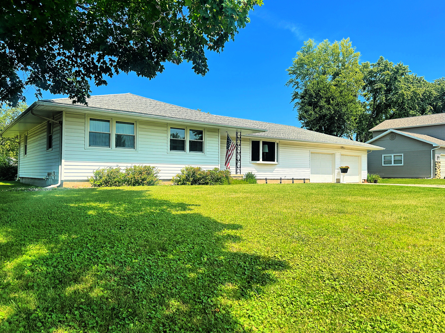8 Old Orchard Lane