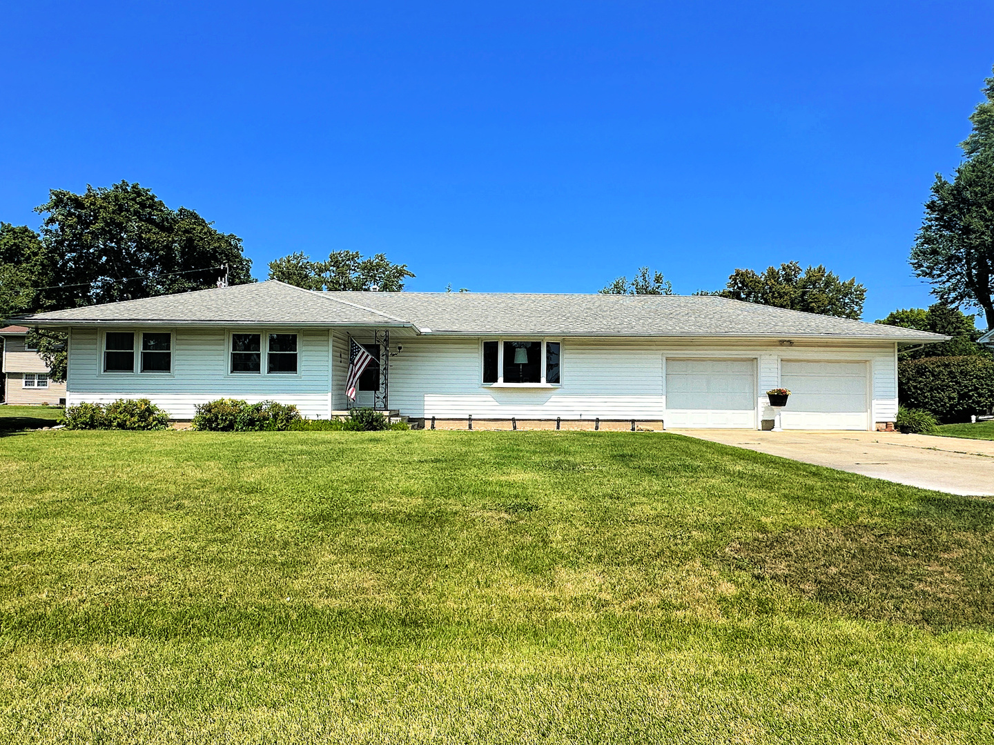 8 Old Orchard Lane