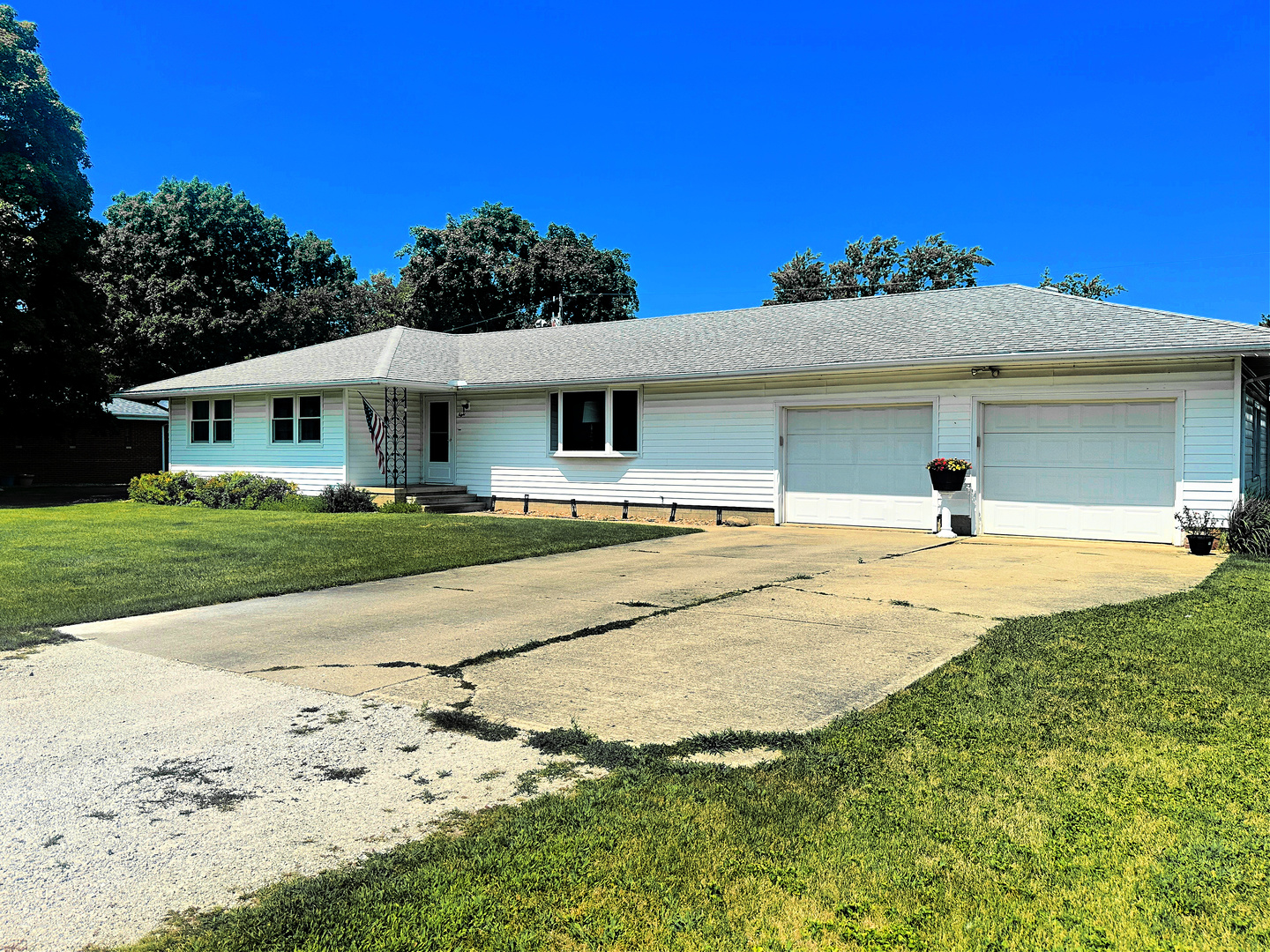 8 Old Orchard Lane