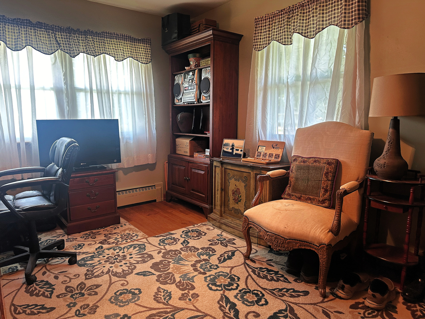 8 Old Orchard Lane