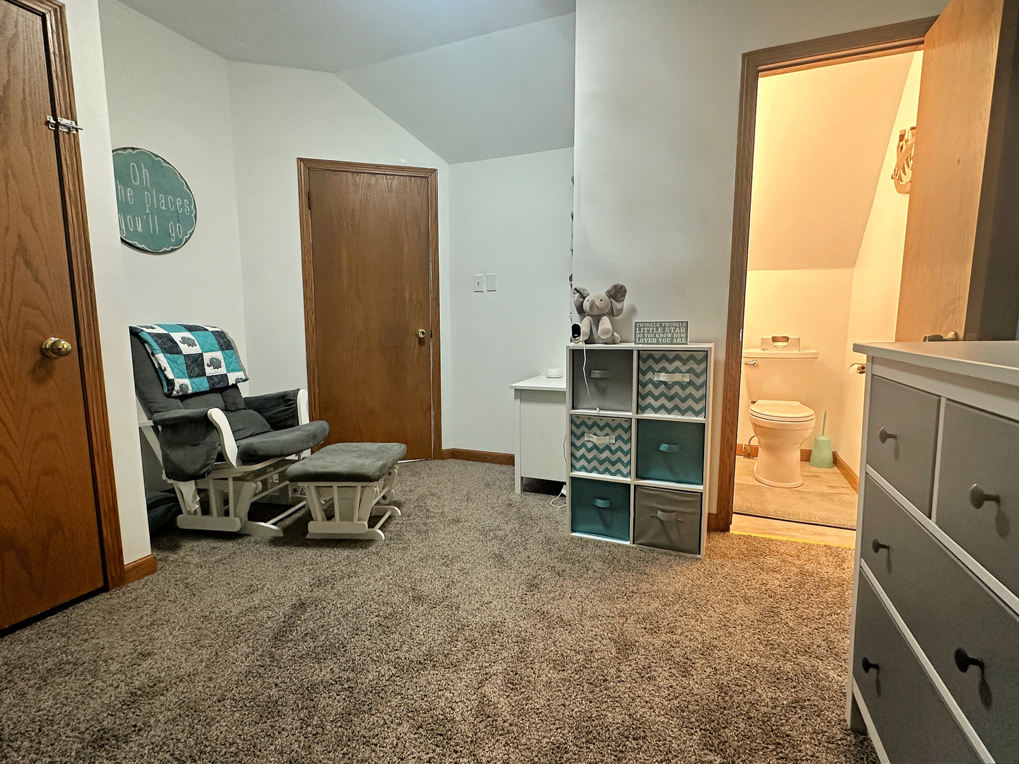 213 W 6th Street