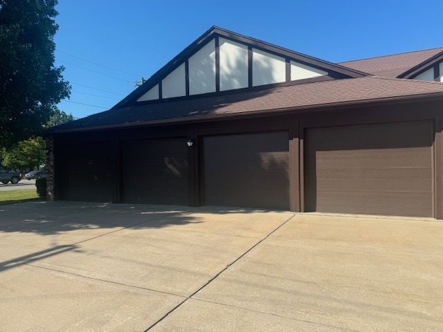 550 Golf Road Unit: 2