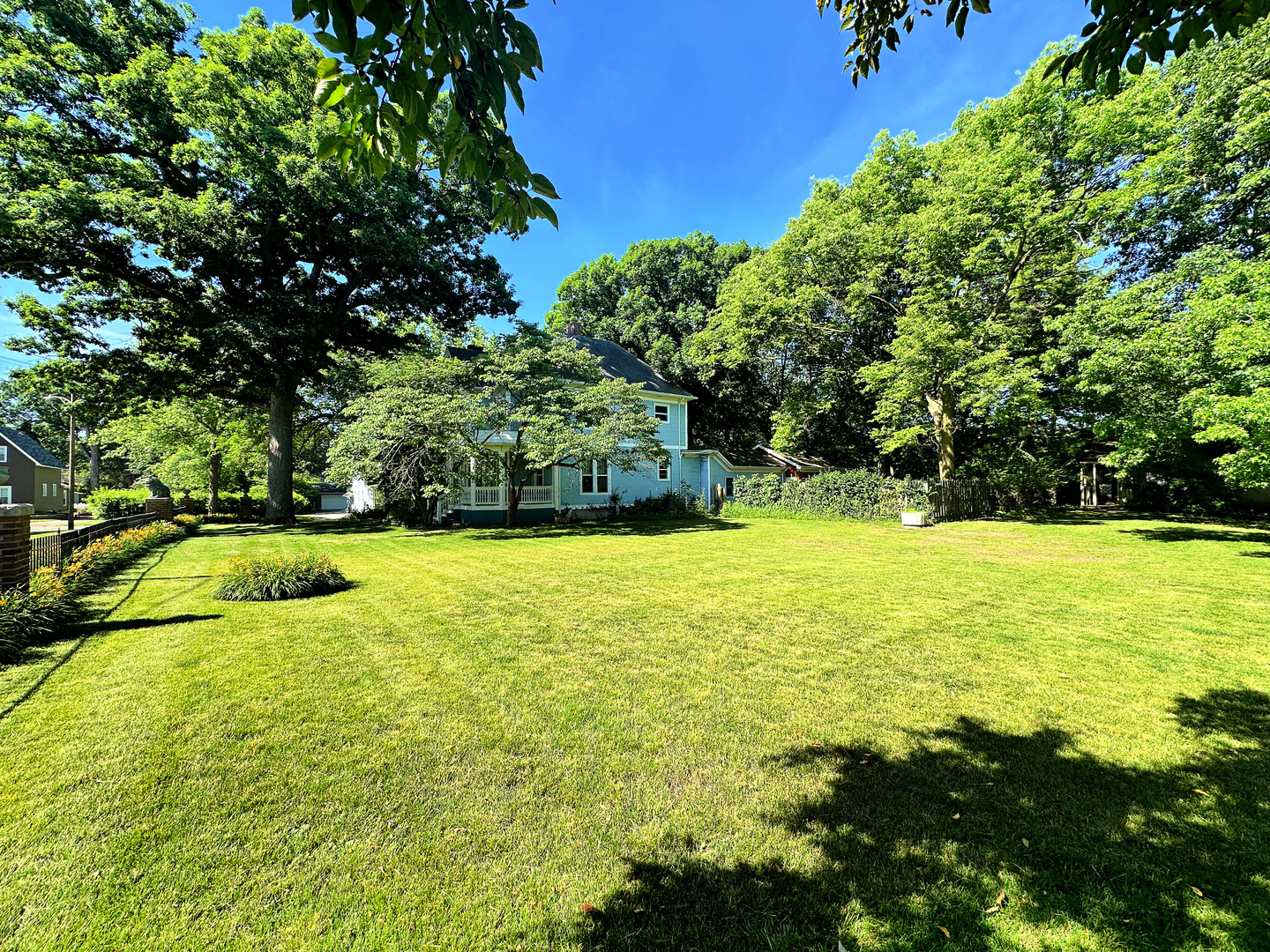 622 Little Street