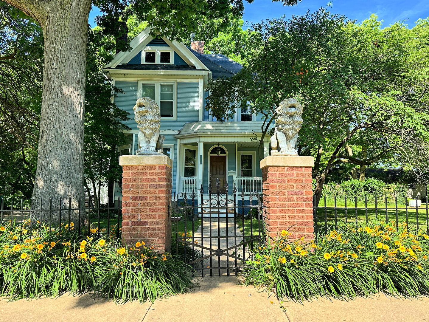 622 Little Street
