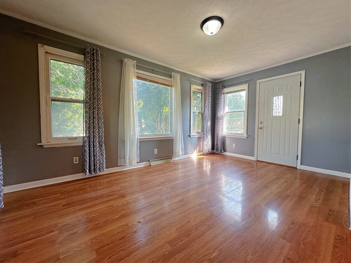 409 E 12th Street
