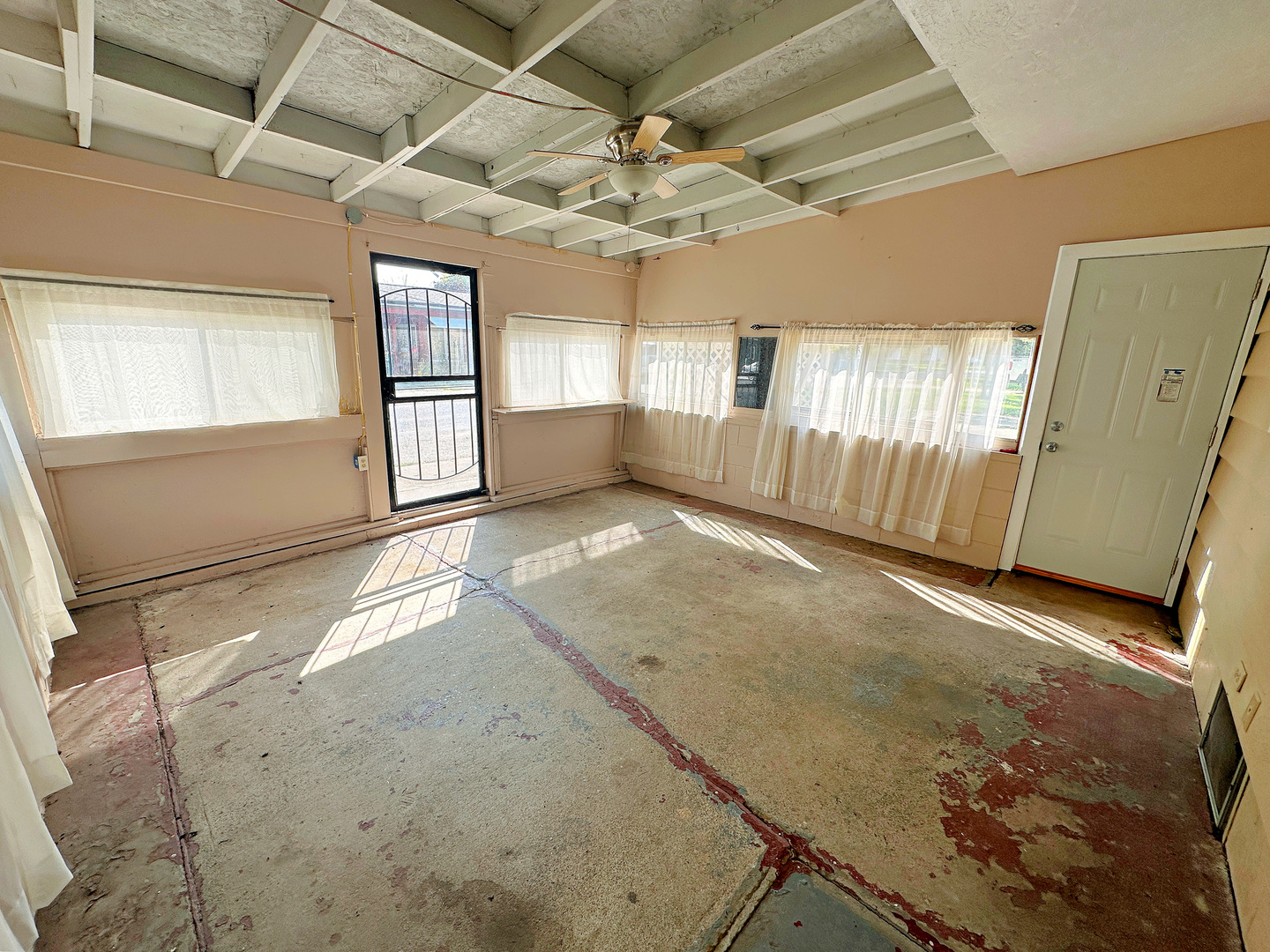 409 E 12th Street