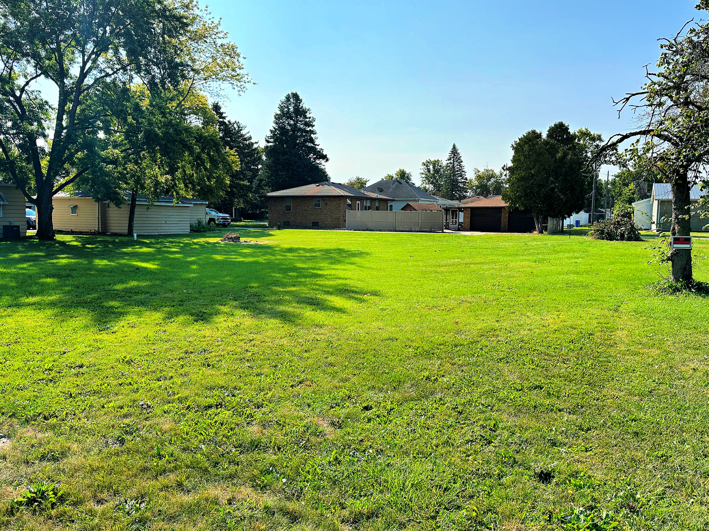 Lot 55 (E 400 Block) E 12th Street